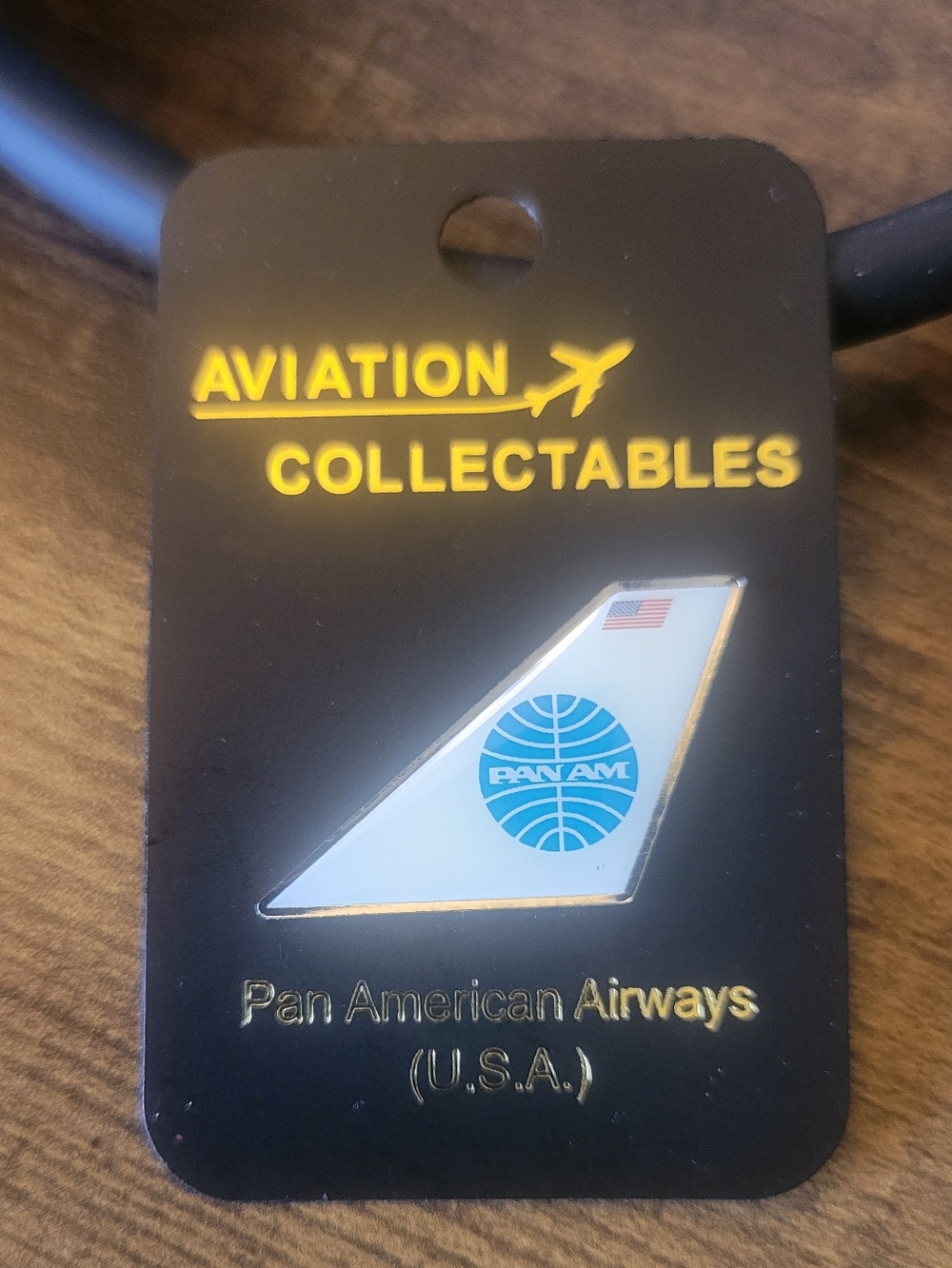 PAN AM AIRLINES TAIL - Collectable Enamel Pin - White & Blue